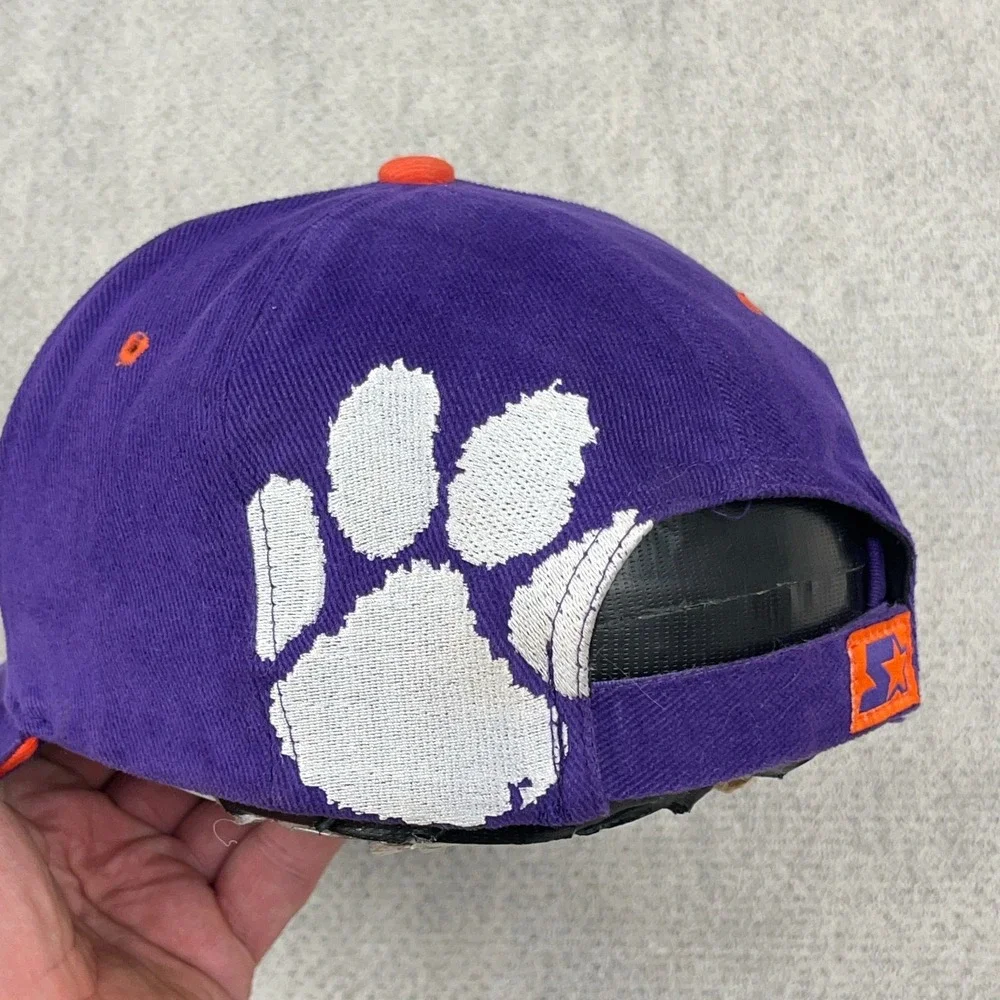 STARTER includes hat